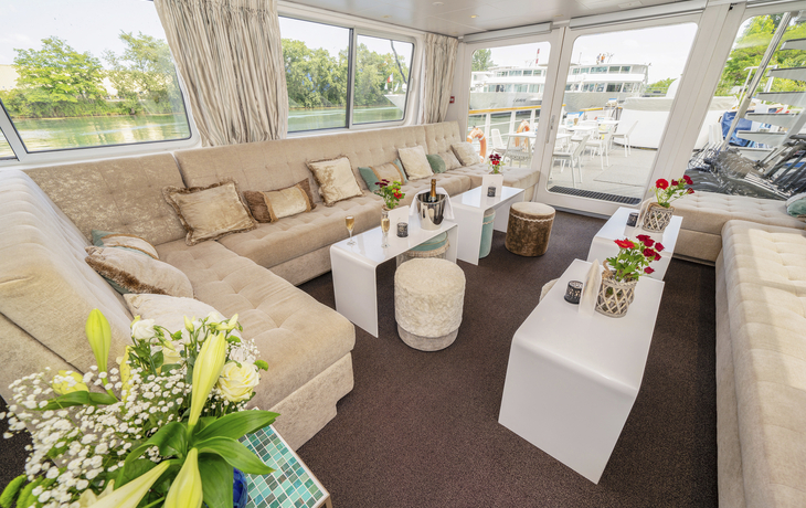 MS Daniele Bar Salon 4 - ©croisieurope