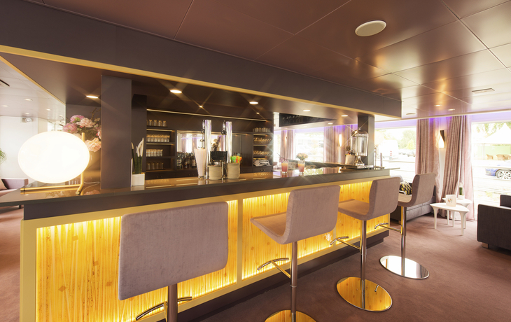 MS Douce France Bar