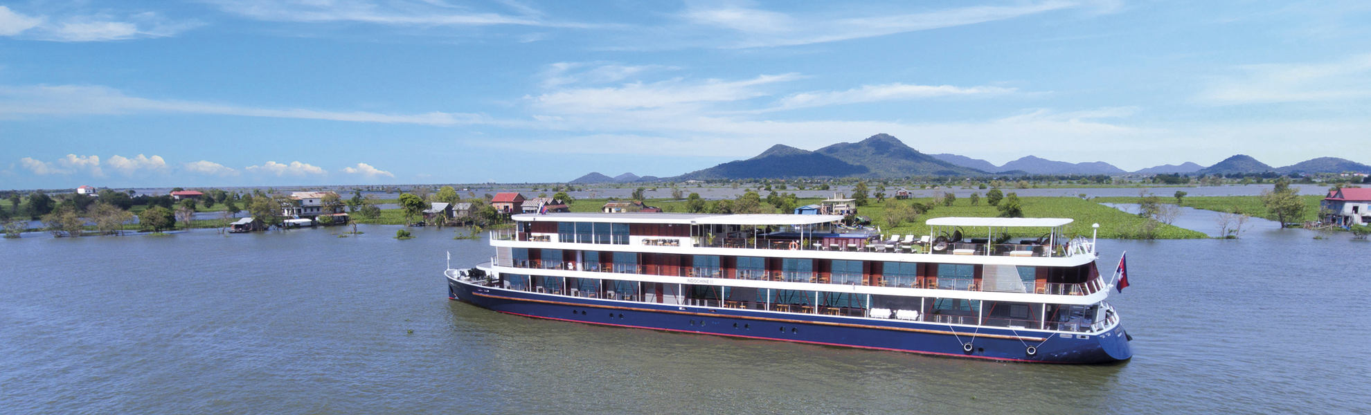RV Indochine II, Außen 001, Tag - ©Alexandre Sattler