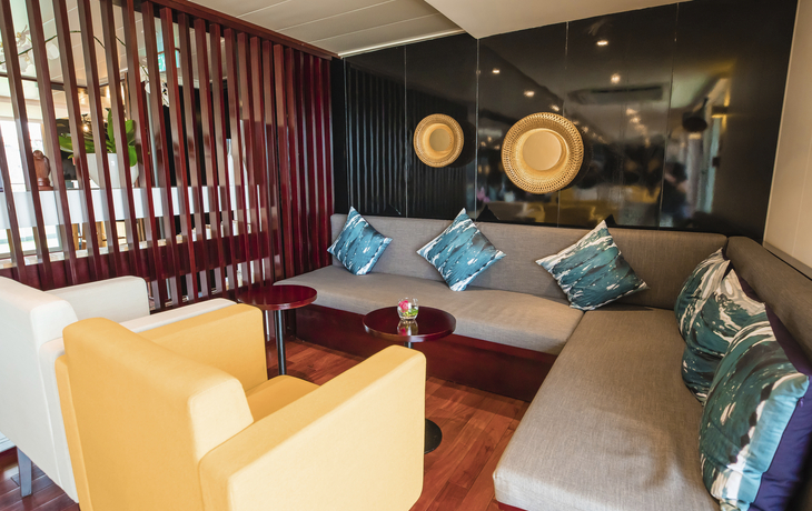 RV Indochine II, Innen, Salon, Interior - ©Live Studio