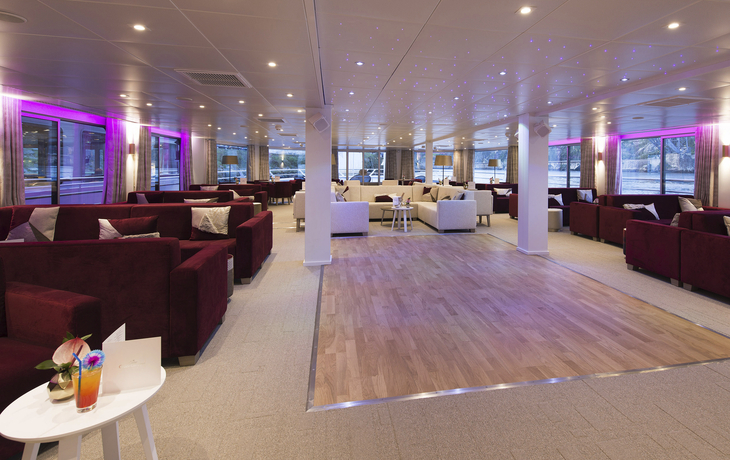 MS Miguel Torga_TOR_Innen_Salon_Bar_01 - ©Denis Merck