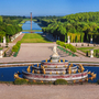Brunnen vor der königlichen Residenz in Versailles