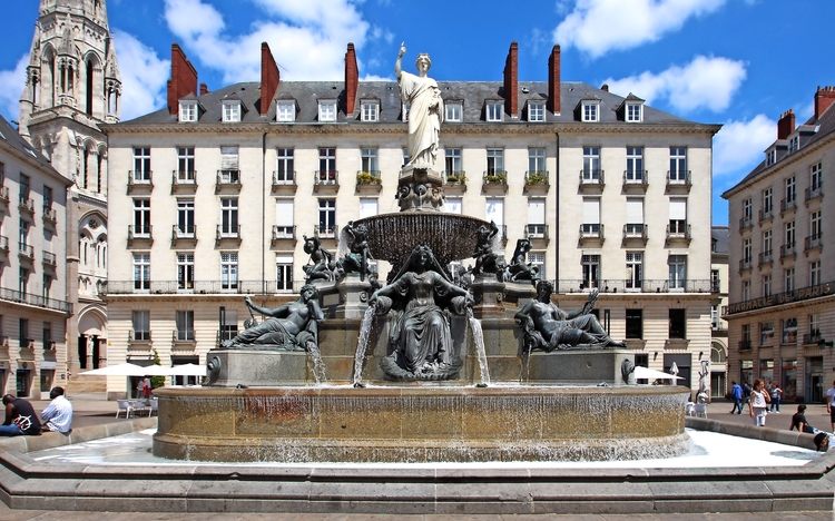 Frankreich / Nante - Fountain Place Royale