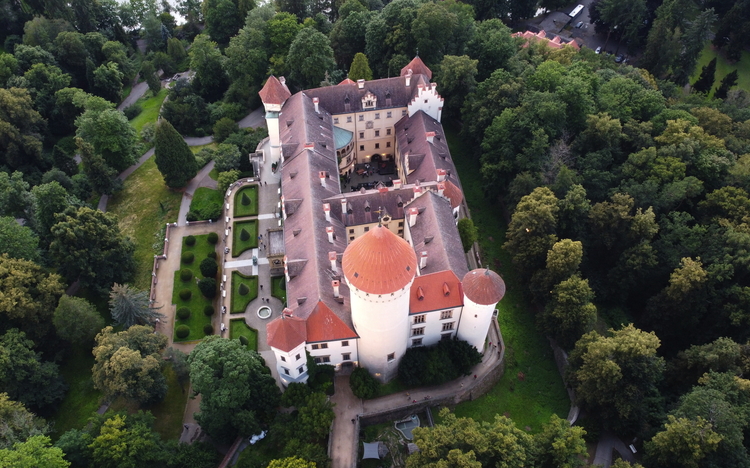 Burg Konopiště