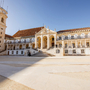 Hof der alten Universität in Coimbra, Portugal