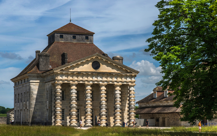 Haus des Direktors der königlichen Saline von Arc-et-Senans - © Jorge Alves - stock.adobe.com