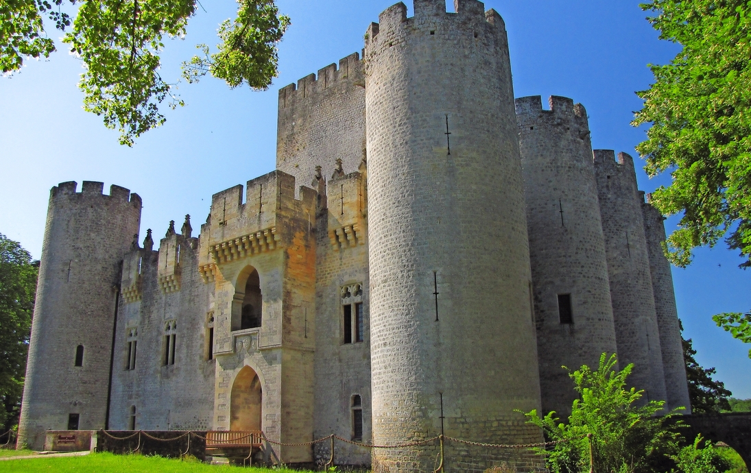 Schloss Roquetaillade - © Jimjag - Fotolia