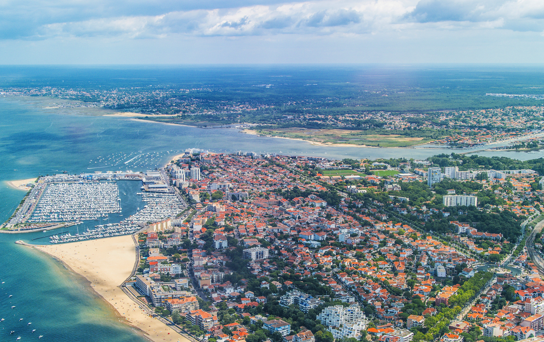 Luftaufnahme von Arcachon und seinem Becken - © Kealia - stock.adobe.com