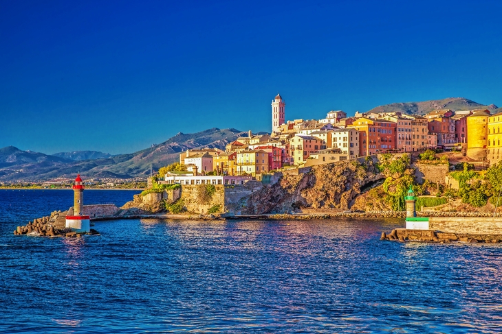 Blick auf Bastia Altstadt, Leuchtturm und Hafen, Korsika, Frankreich, Europa. - © gevisions - stock.adobe.com