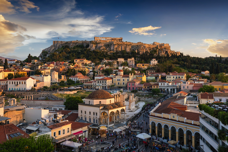 Altstadt Plaka und die Akropolis von Athen - © moofushi - stock.adobe.com