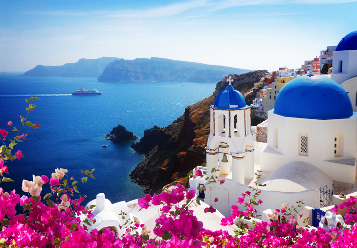 Dorf Oia auf Santorini, Griechenland - © neirfy - stock.adobe.com