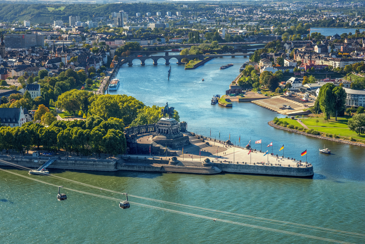 Koblenz - Blick auf das Deutsche Eck - © Sina Ettmer - stock.adobe.com