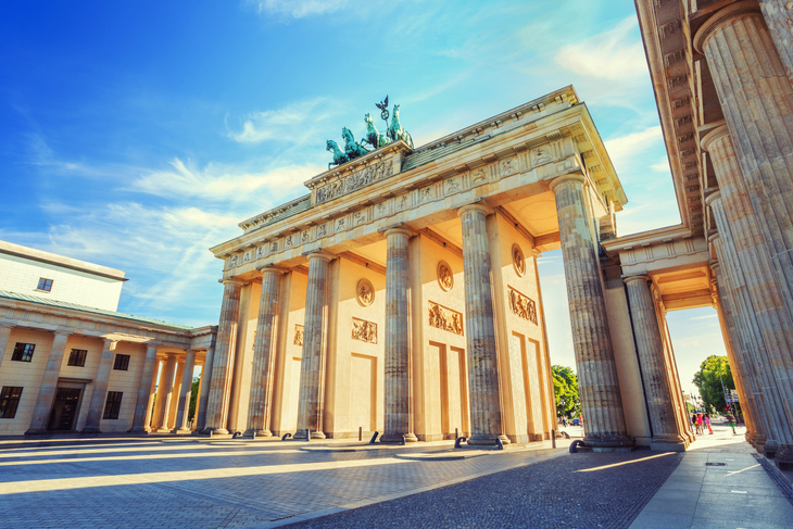 Brandenburger Tor am Pariser Platz in Berlin, Deutschland - ©Noppasinw - stock.adobe.com