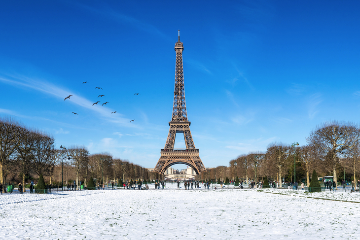Eiffelturm im Winter - © eyetronic - stock.adobe.com